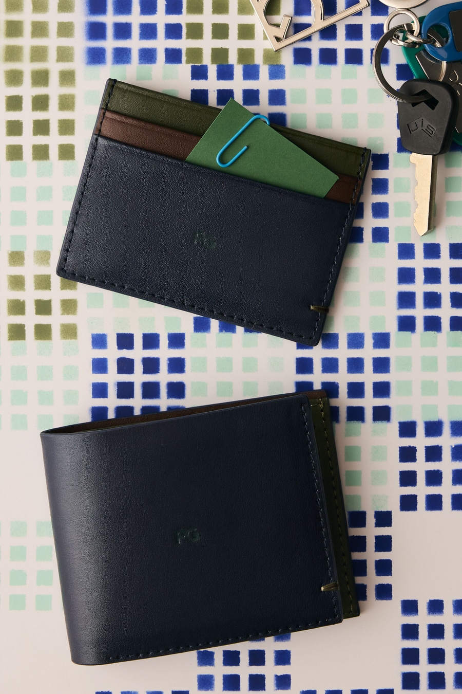 HOMENAJE ACOLCHADO CARD HOLDER