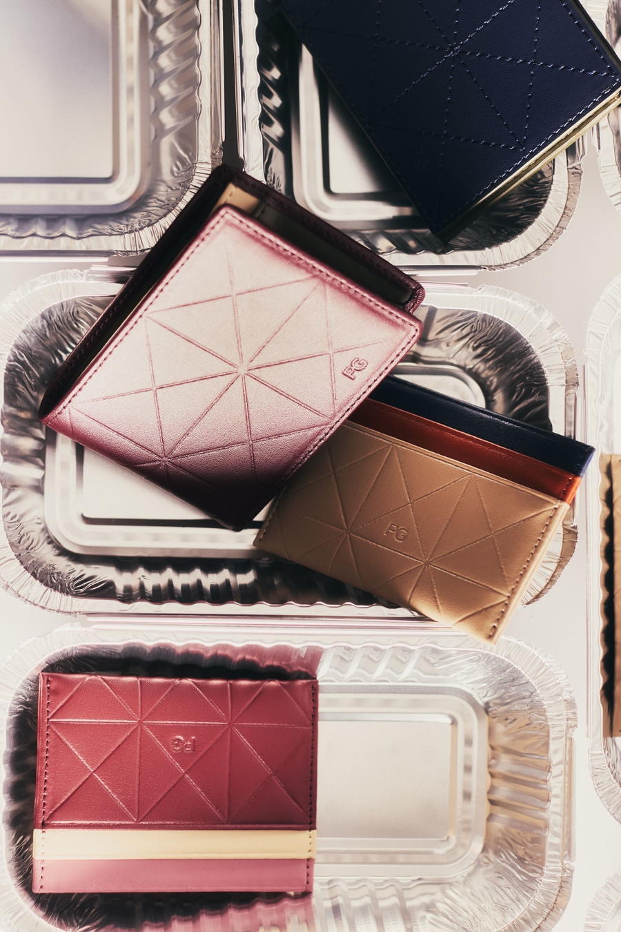 ORIGAMI WALLET WITH COIN PURSE