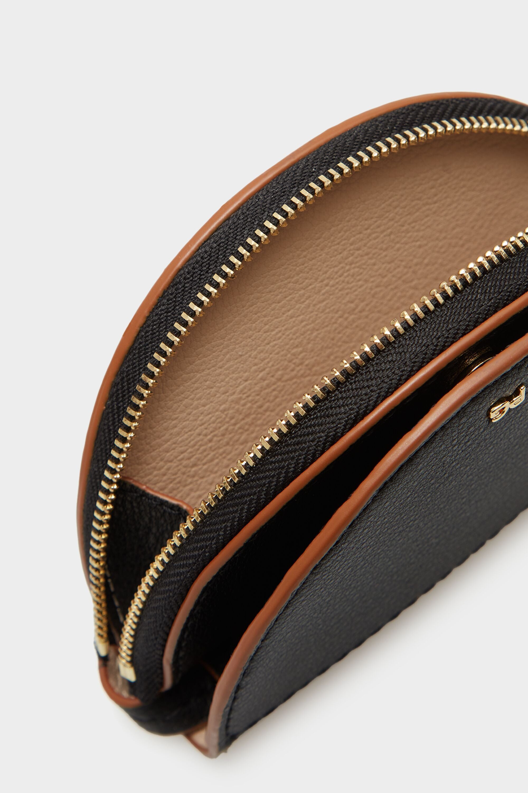 【Purificacion Garcia】レザー製ミニショルダーバッグ Tándem mini bag black - Purificacion Garcia United States