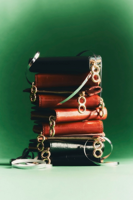 BIZCOCHO ZIPPED JAPANESE WALLET