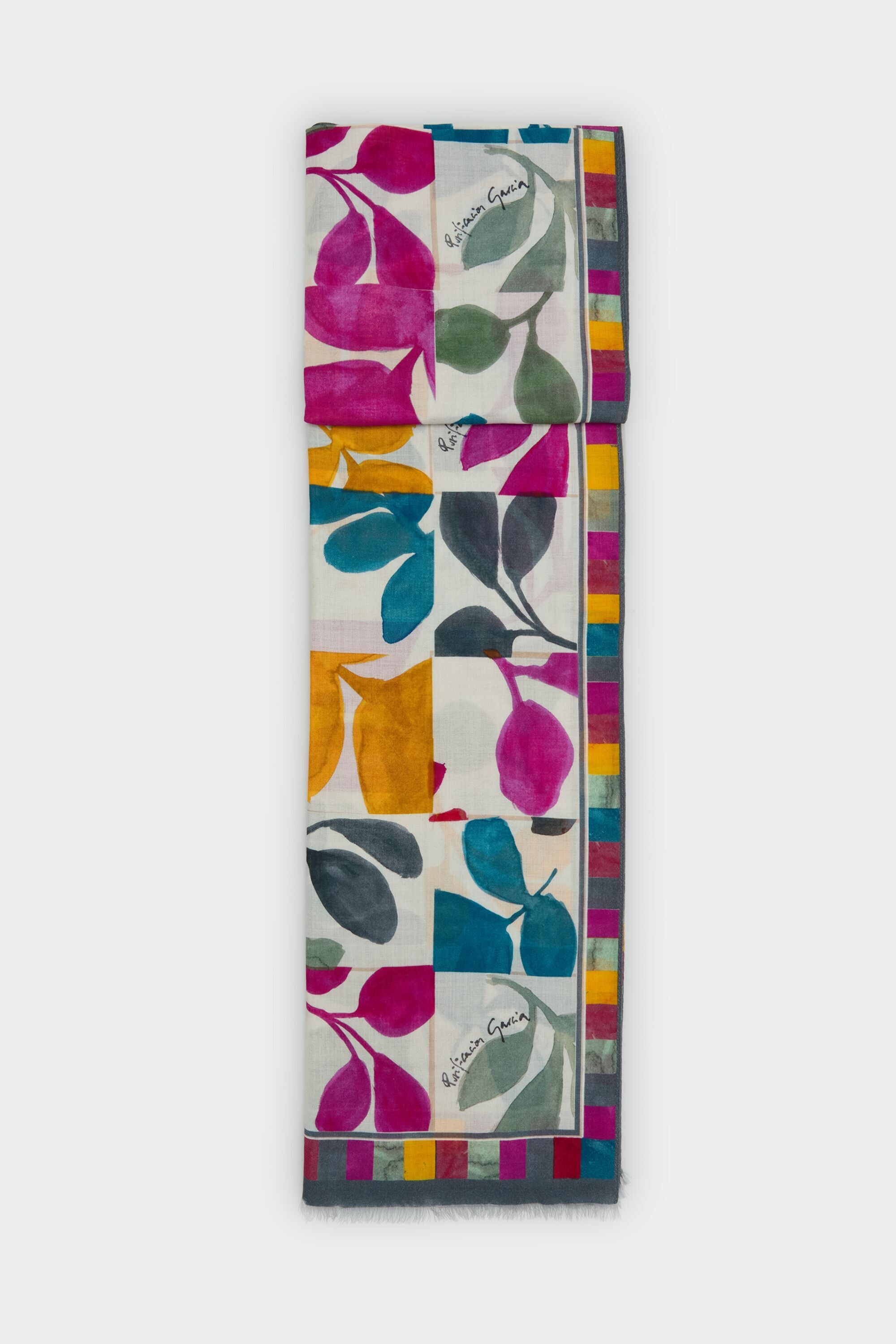 Hojas al cubo wool scarf