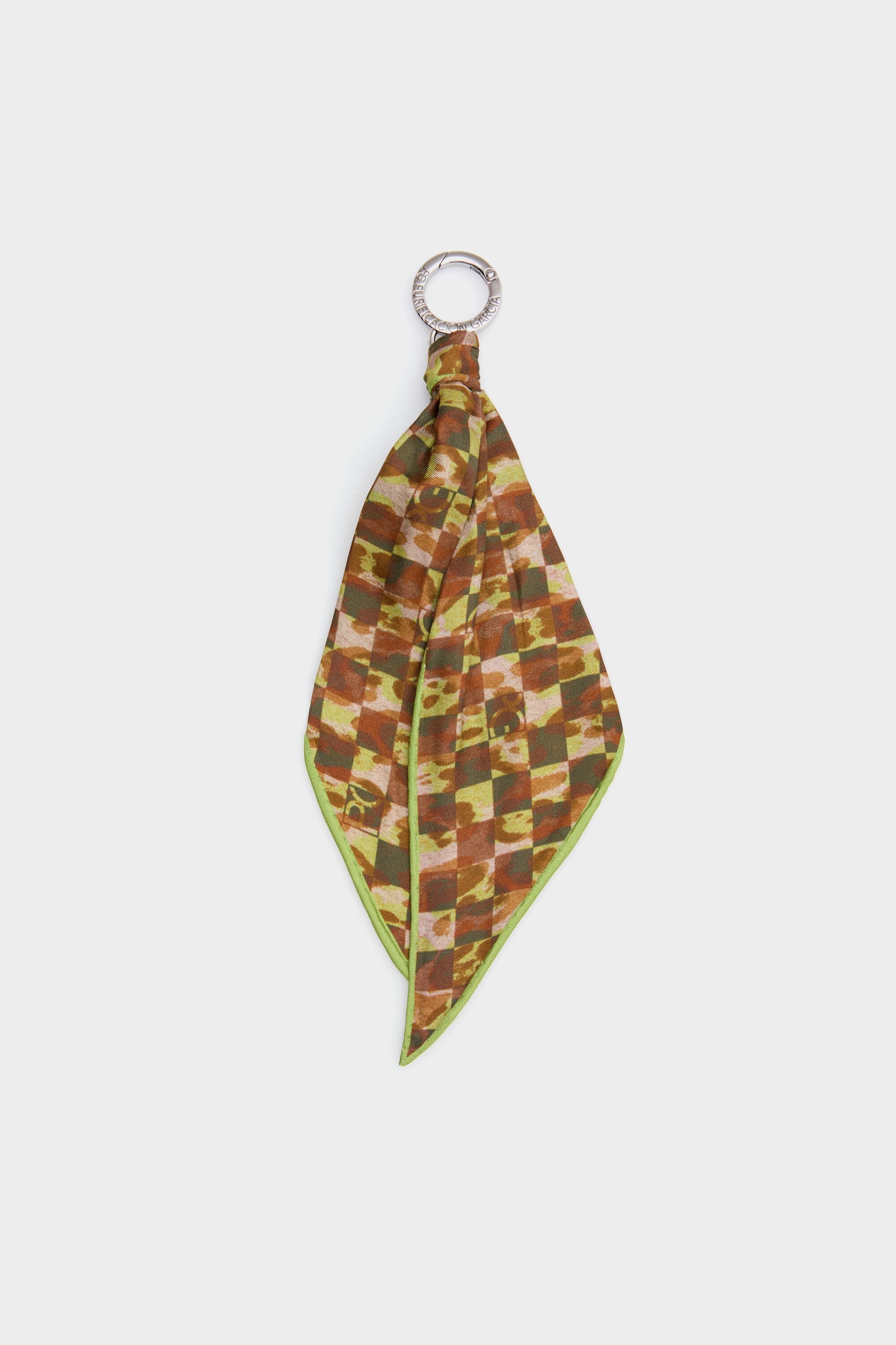 Gambicho silk scarf charm